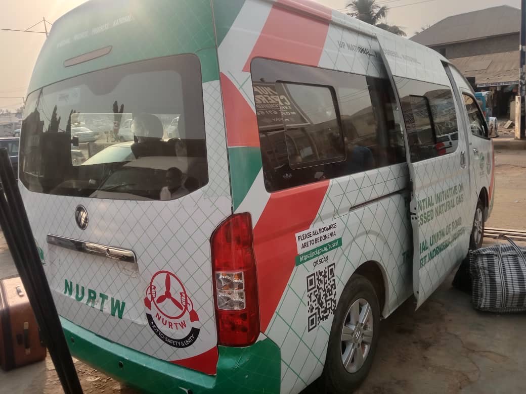 d46576d0-bc85-44b8-9126-1edc1e3856b0